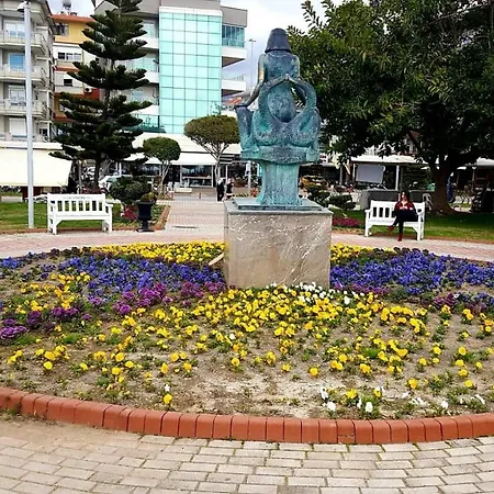 Aparthotel Granada Luxury 800м от пляжа клеопатра