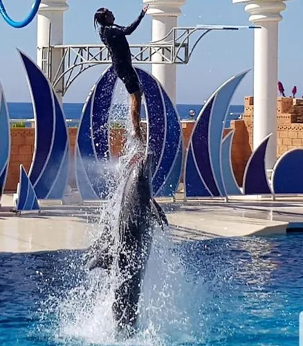 Granada Luxury 800м от пляжа клеопатра Ξενοδοχείο με διαμερίσματα *