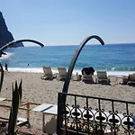 公寓式酒店 Granada Luxury 800м от пляжа клеопатра *