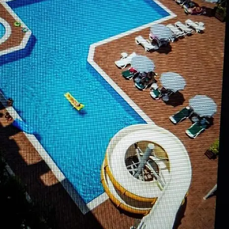 公寓式酒店 Granada Luxury 800м от пляжа клеопатра